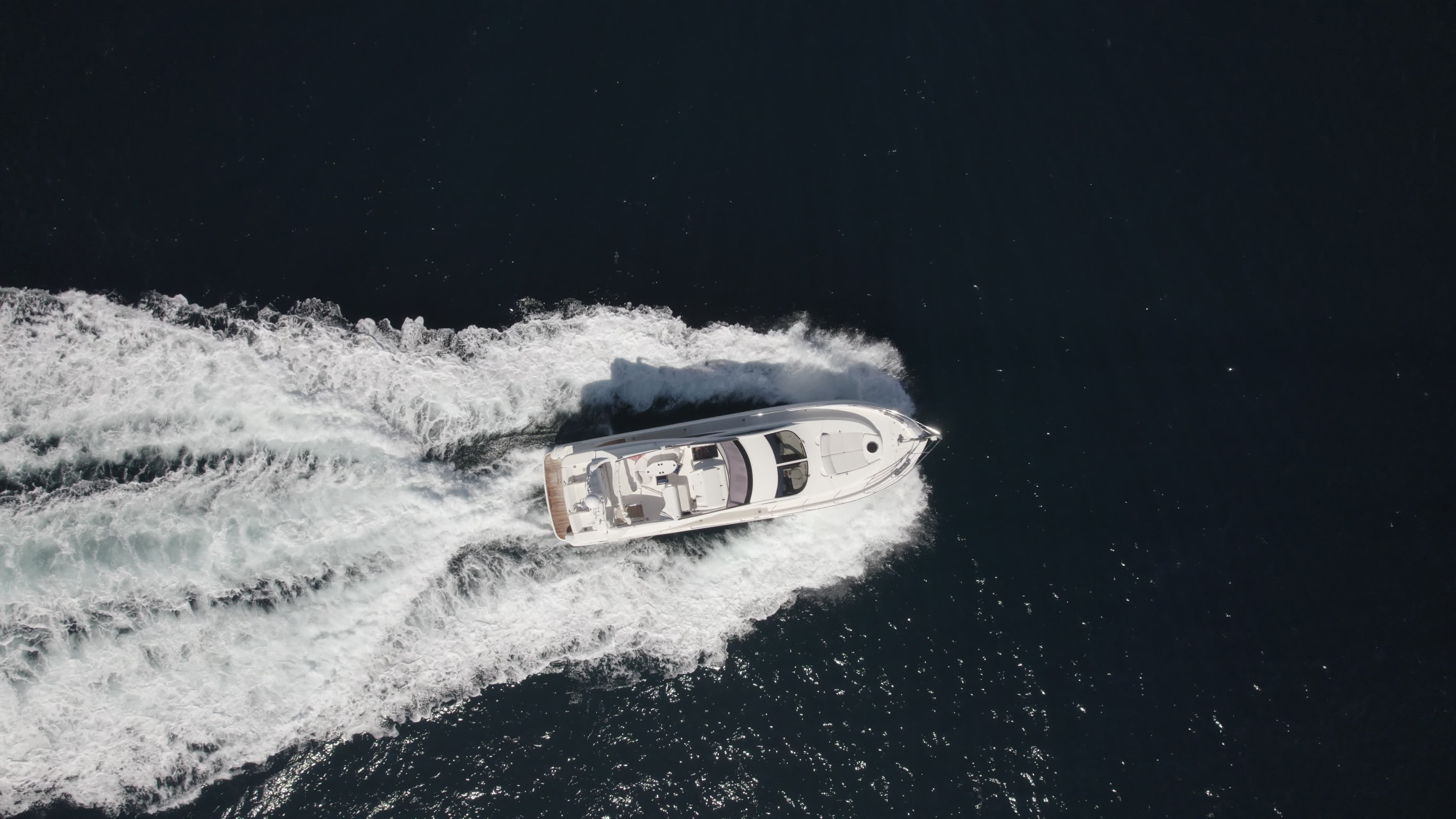 Altamar 64, view 2