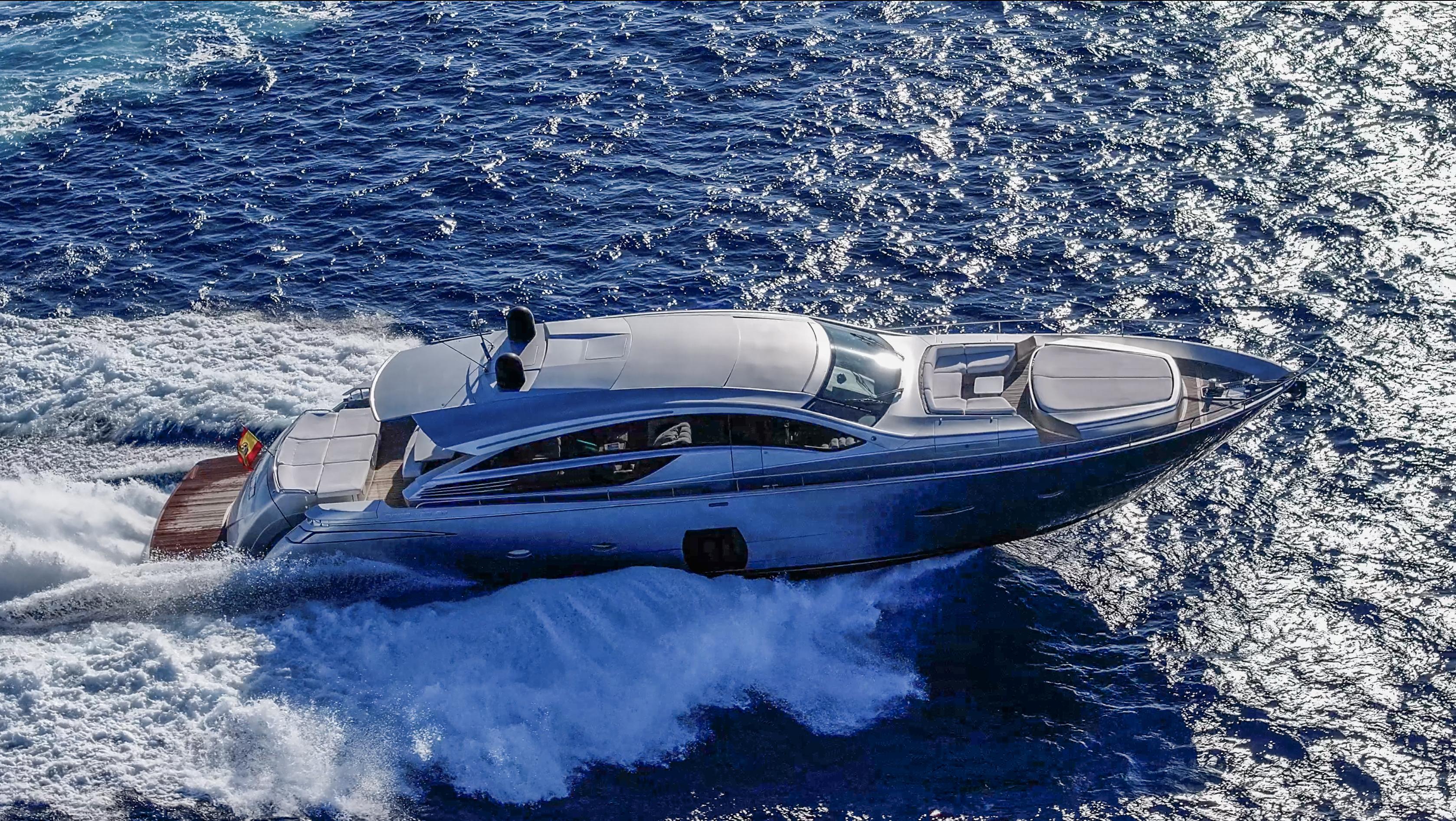 Pershing 80