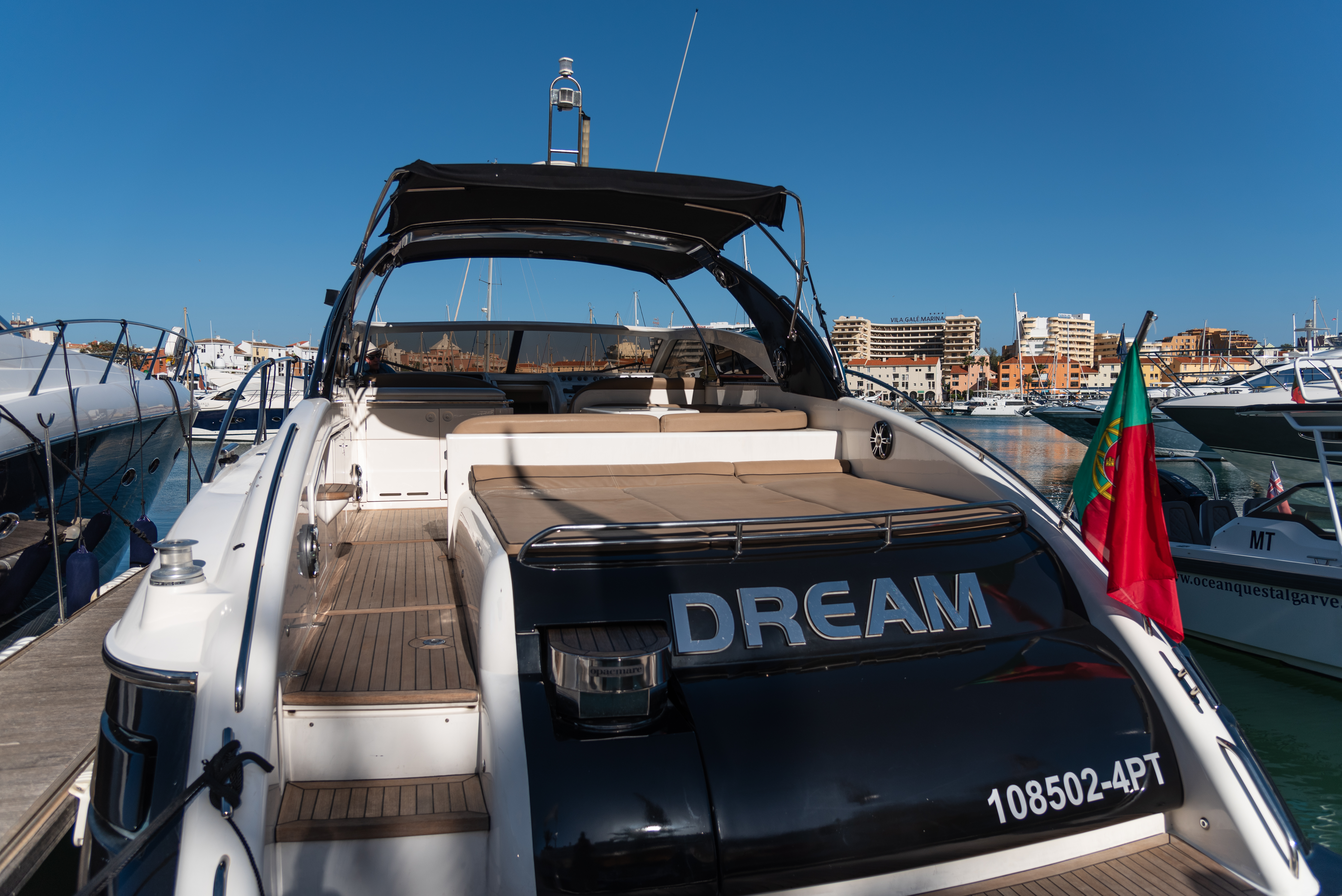 Princess V55, view 2