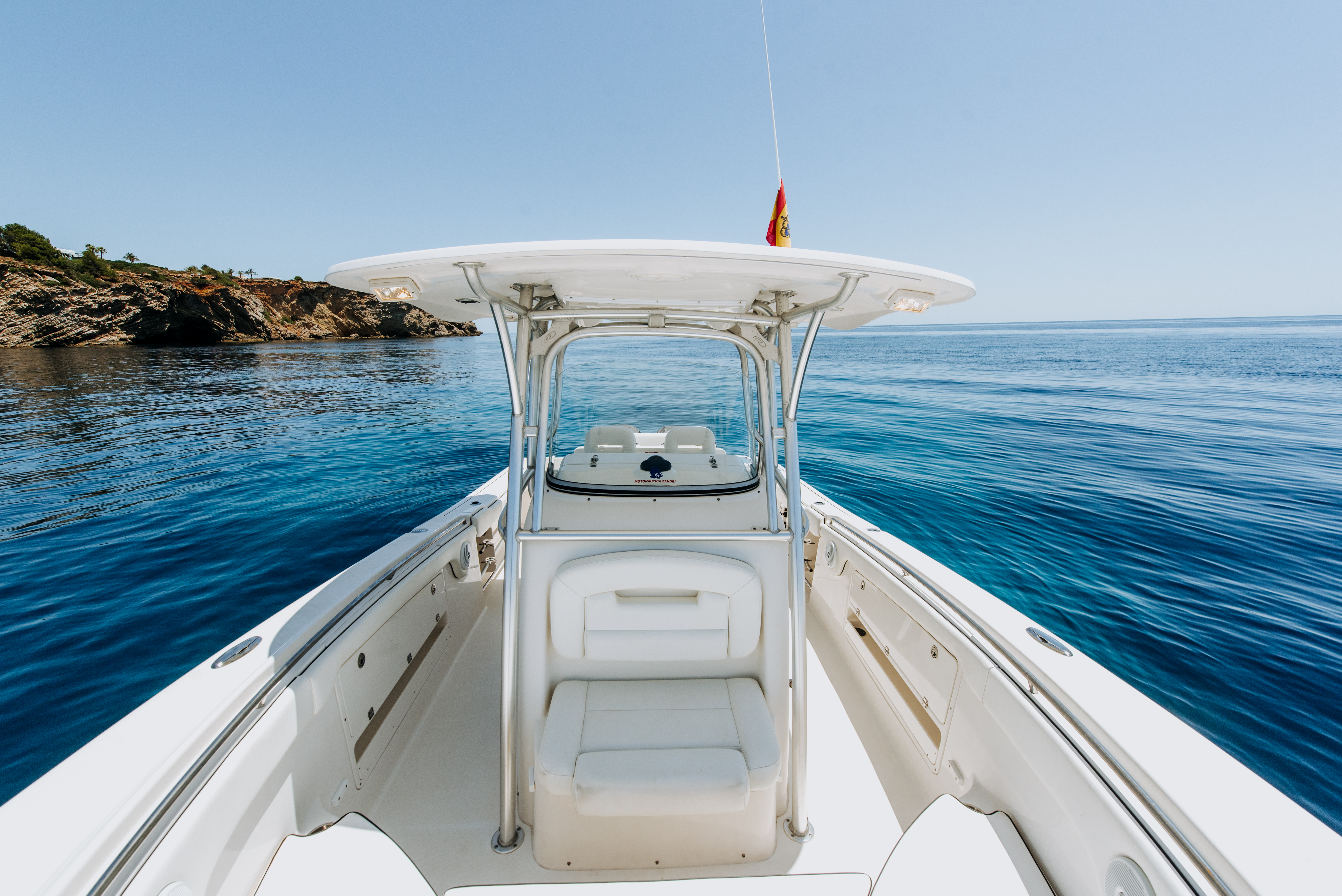 Robalo 300