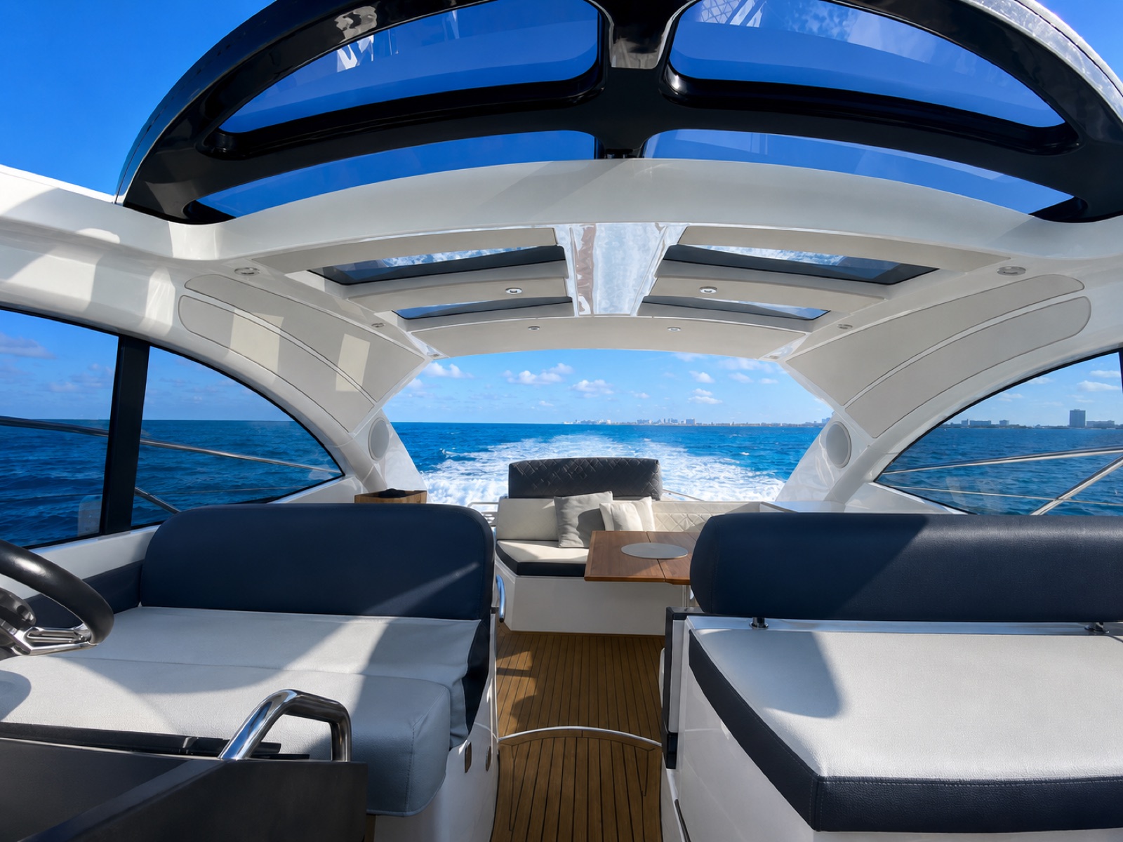 Sunseeker San Remo 53 Boat Rental Algarve Portugal — view 3