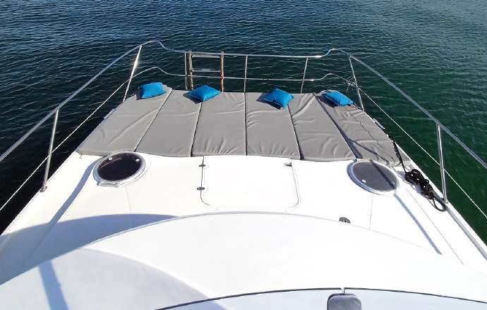 Catamaran 35, view 2