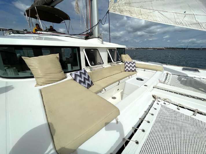 Catamaran Lagoon 44 Boat Rental Tróia Portugal