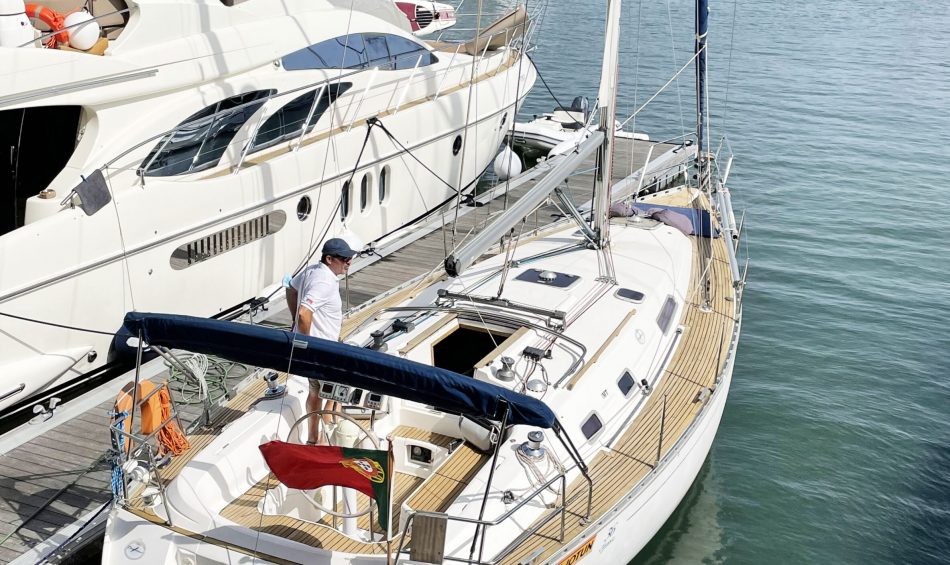 Sailboat 36, view 2