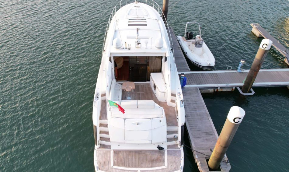 Sunseeker Predator 62, view 3