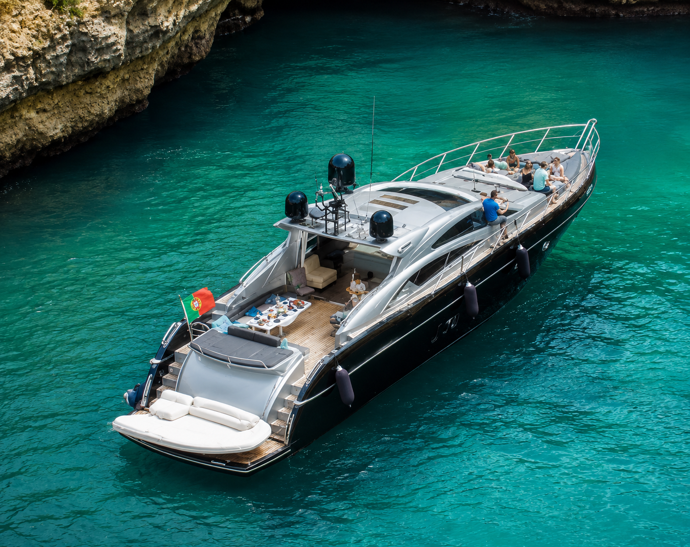 Sunseeker Predator 72 (Vilamoura) Boat Rental Algarve Portugal — view 3